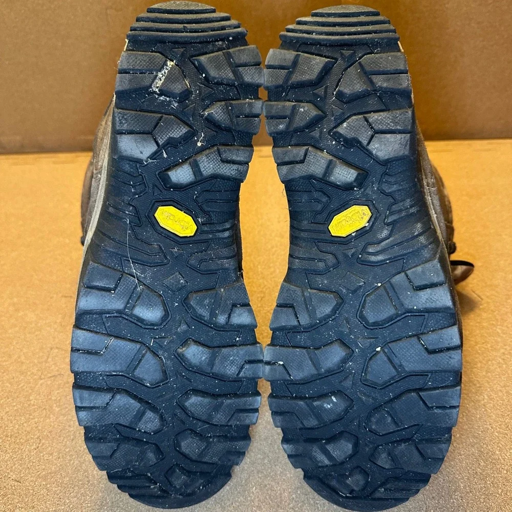 Cabelas Hunting Boots Mens 11M Camo 400g Thinsulate Waterproof Vibram 81-8639